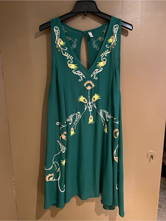 Free People Dresses & Skirts - Free People Intimately Embroidered Dress in Ivy Green Combo Sz L NEW